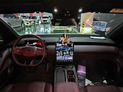 Nio ET5