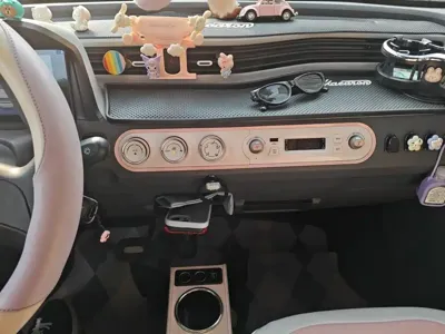 Wuling MINIEV