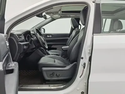 Jeep Grand Commander