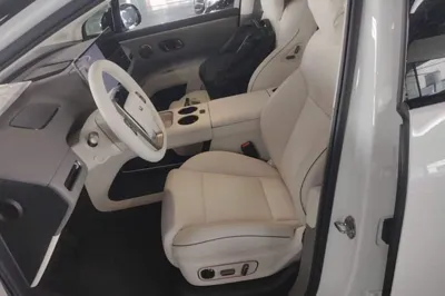 Li Auto Li Auto i8