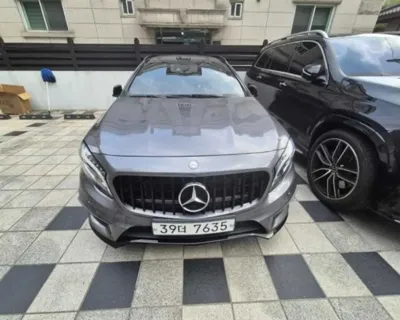 Mercedes-Benz GLA-Class