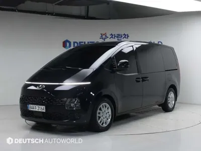 Hyundai Staria