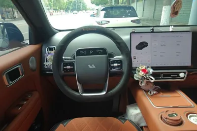 Li Auto L6