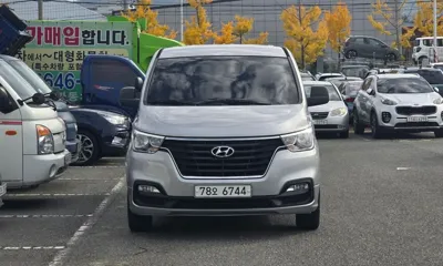 Hyundai Starex