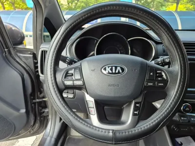 Kia Pride