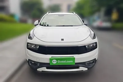 Lynk & Co 01