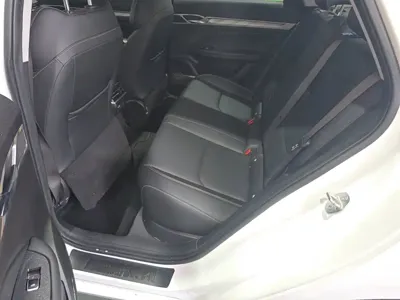 Geely L HiP