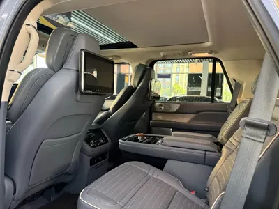 Lincoln Navigator