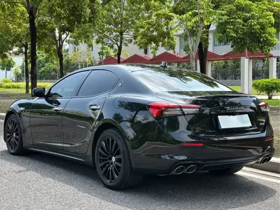 Maserati Ghibli
