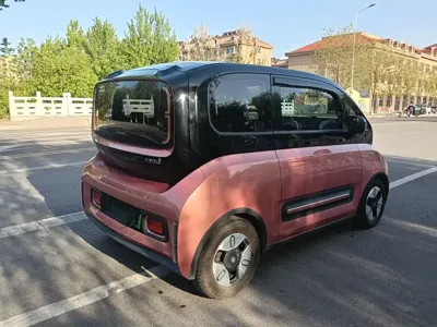 Baojun E300