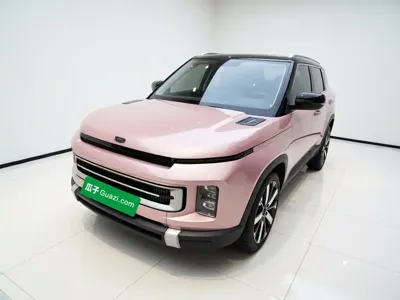 Geely ICON