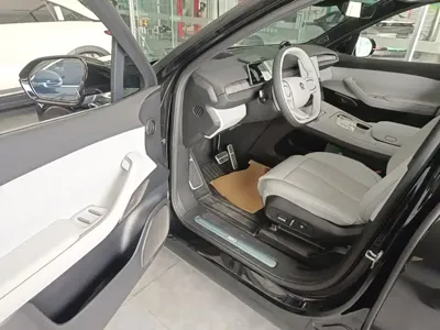 Nio EC7