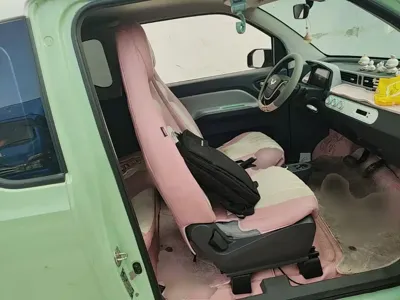 Wuling MINIEV
