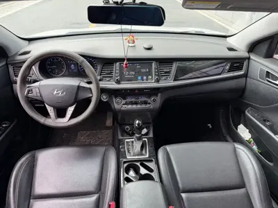Hyundai Mistra