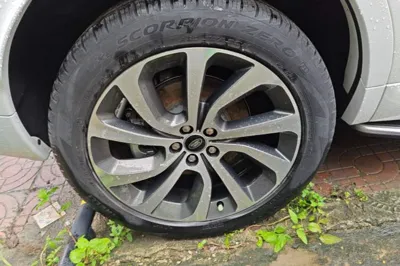 Land Rover Discovery Sport New Energy