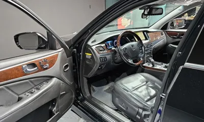 Hyundai Equus