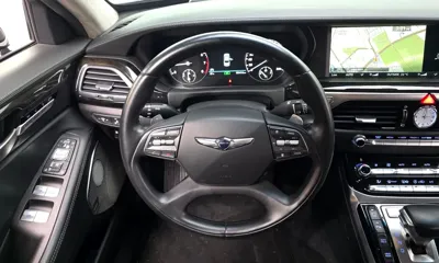 Genesis EQ900