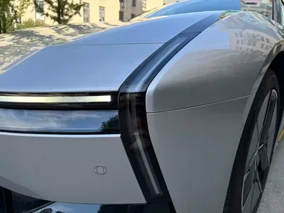 Xpeng P7