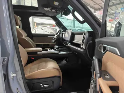 Jetour Traveller