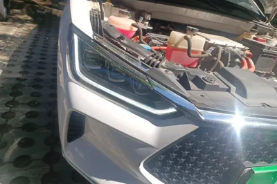 BYD e2