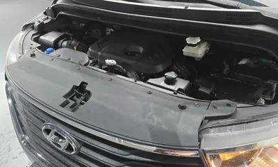 Hyundai Starex