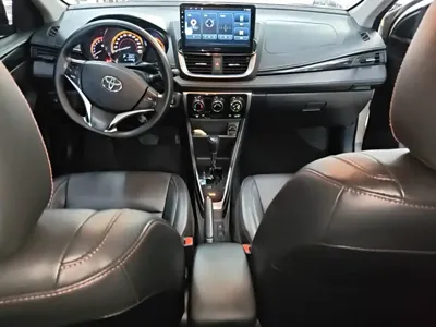 Toyota Yaris L
