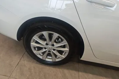 Roewe i5