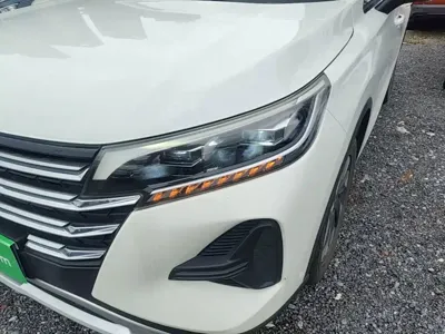 GAC Motor Trumpchi GS4