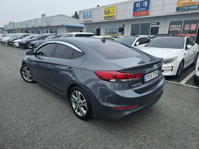 Hyundai Avante