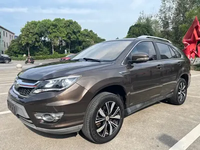 BYD S7