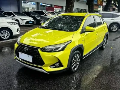 Toyota Yaris L