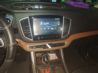 Geely Vision X6