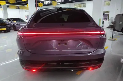 Nio EC6