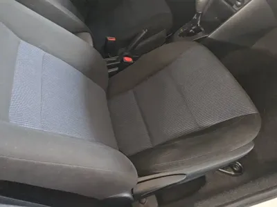 Toyota Yaris L