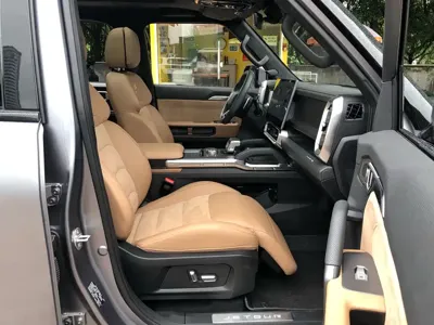 Jetour Traveller