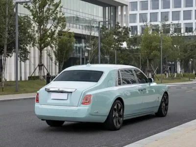 Rolls-Royce Phantom