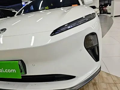 Nio ET5T