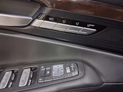 Genesis EQ900