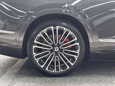 Nio ES8