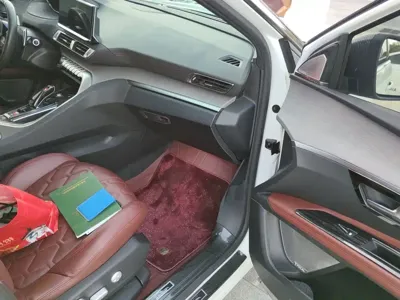 Peugeot 4008
