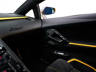 Lamborghini Aventador