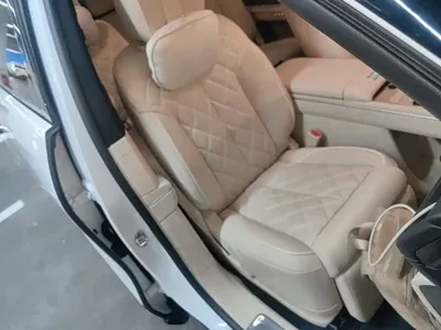 Nio ES8