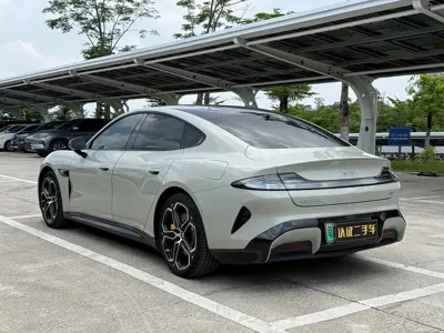 Xiaomi SU7