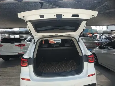 Roewe RX5