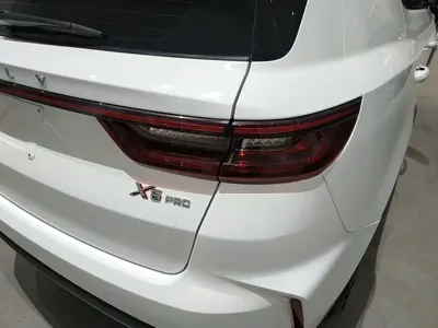 Geely Vision X6