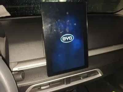 BYD e2