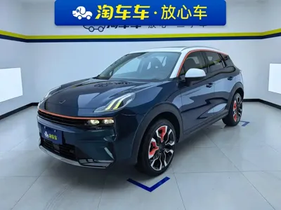Lynk & Co 06