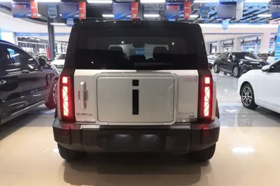 iCAR 03