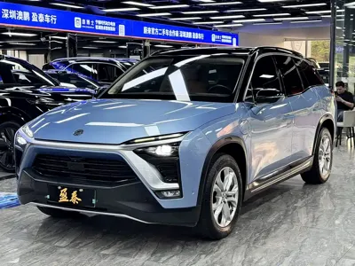 Nio ES8