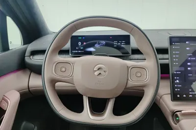 Nio EC6